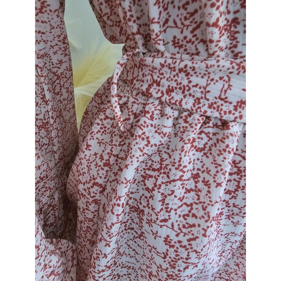 PINCH White & Red Floral Long Ruffles Sleeve Open Ties Back Romper Size Small - Picture 4 of 8